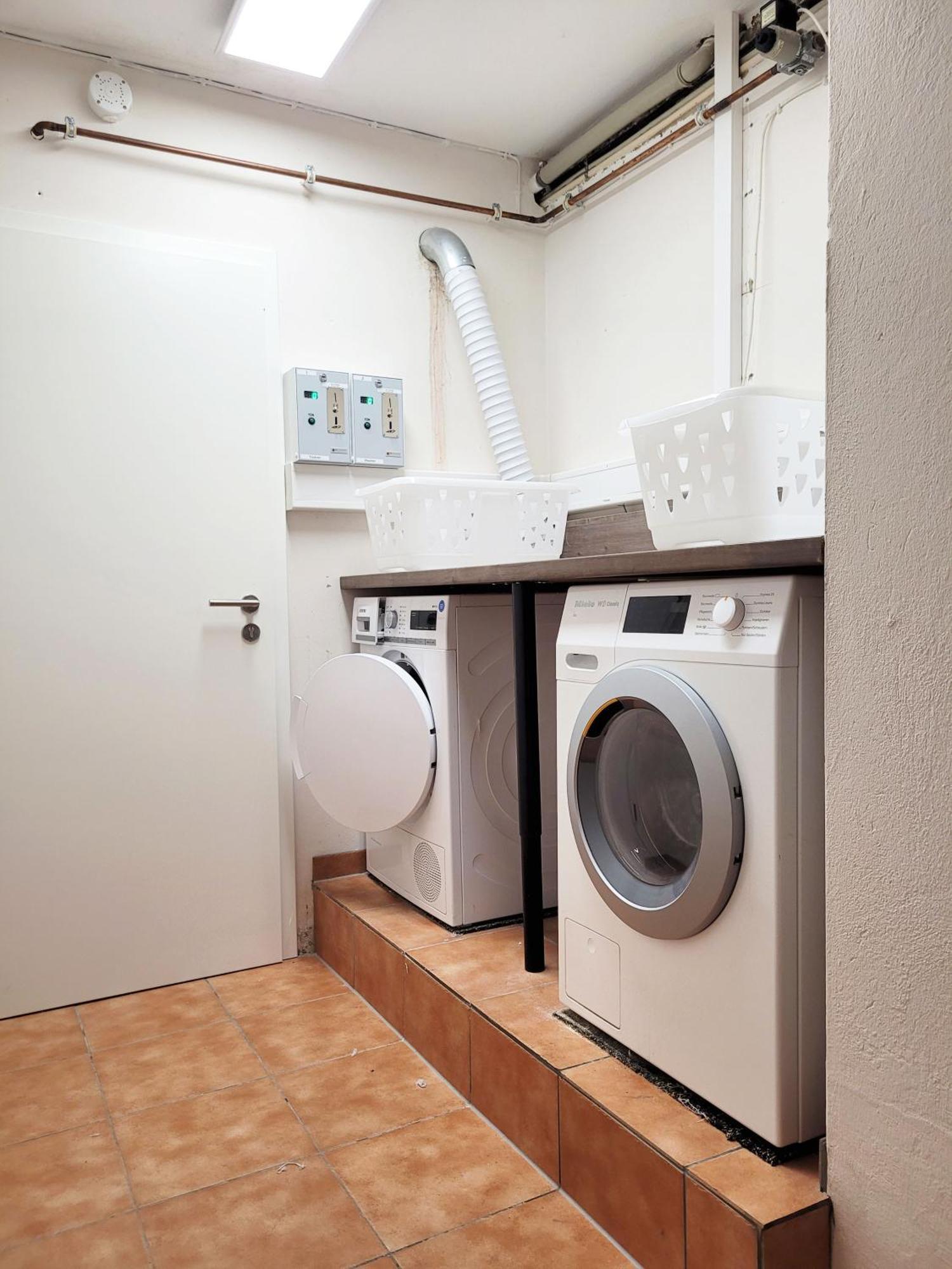 Moderne Maisonette Ferienwohnung Mit Gartenzugang, Nur 7 Gehminuten Zum Strand, Parkplatz & Fahrradunterstellplatz Scharbeutz Exteriör bild